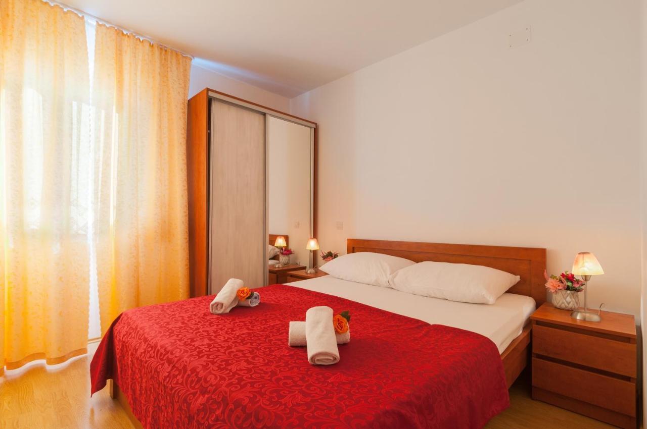 Apartments Island Beat Supetar Habitación foto
