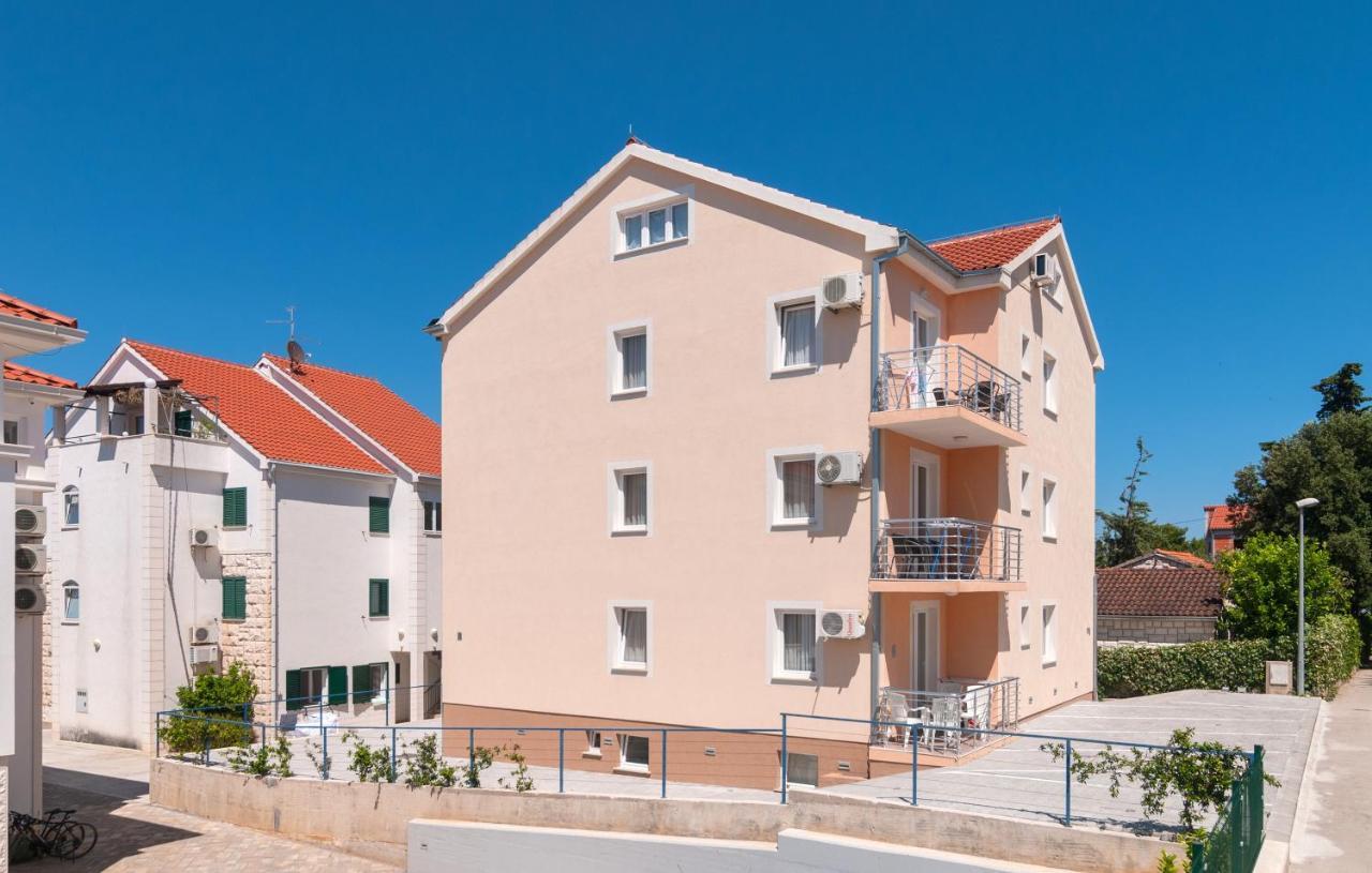 Apartments Island Beat Supetar Exterior foto