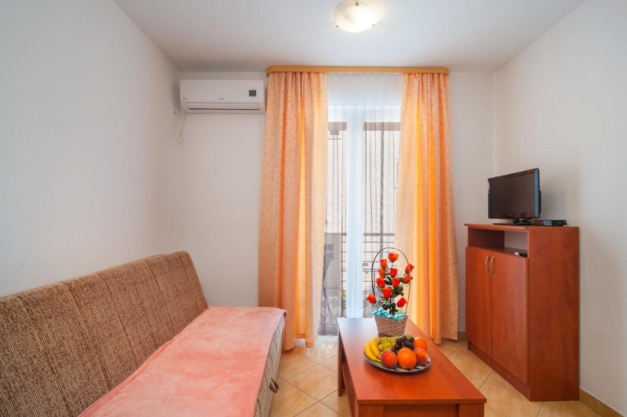 Apartments Island Beat Supetar Exterior foto